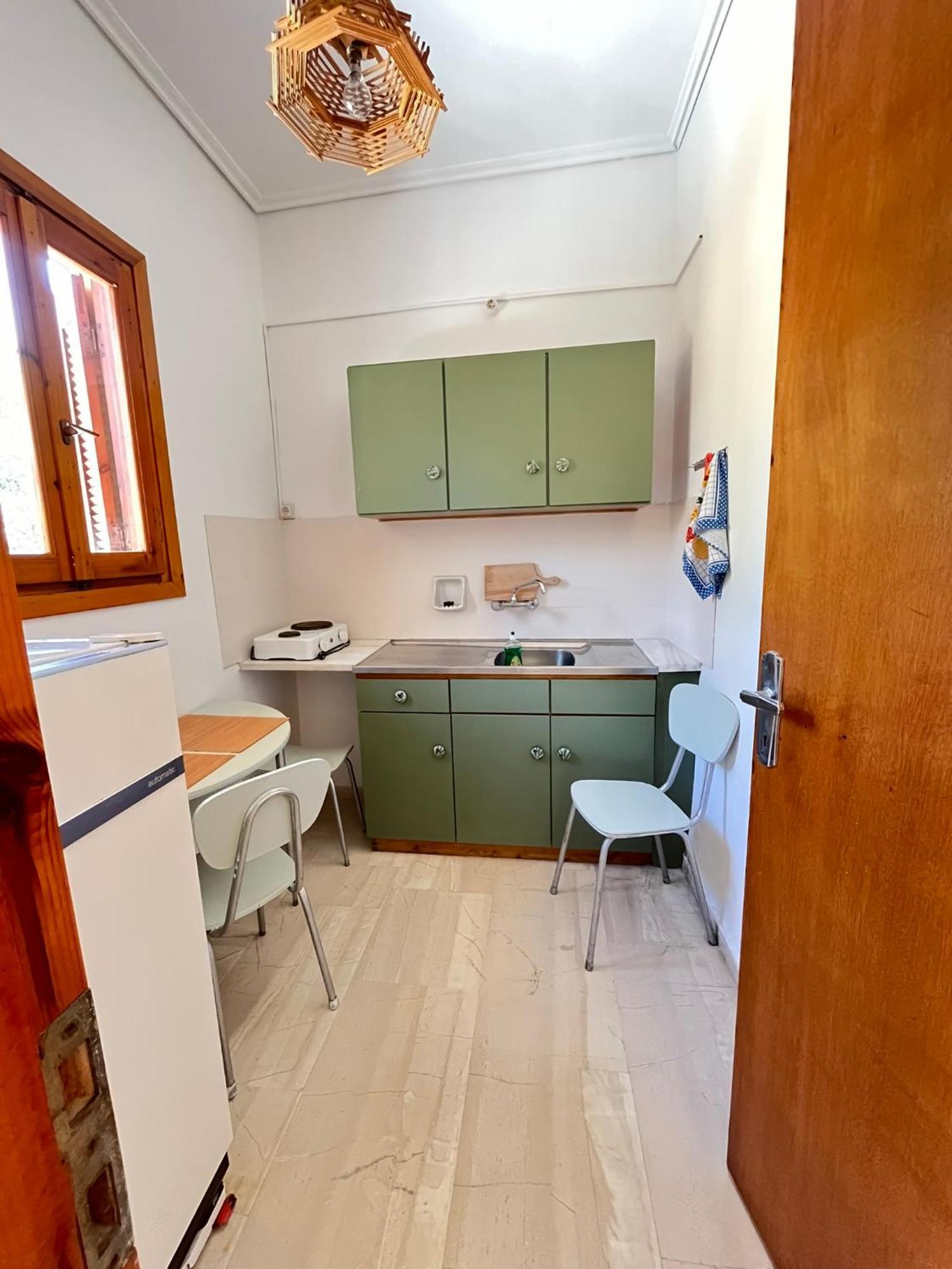 Oelia Rooms & Apartments Agia Marina  Экстерьер фото