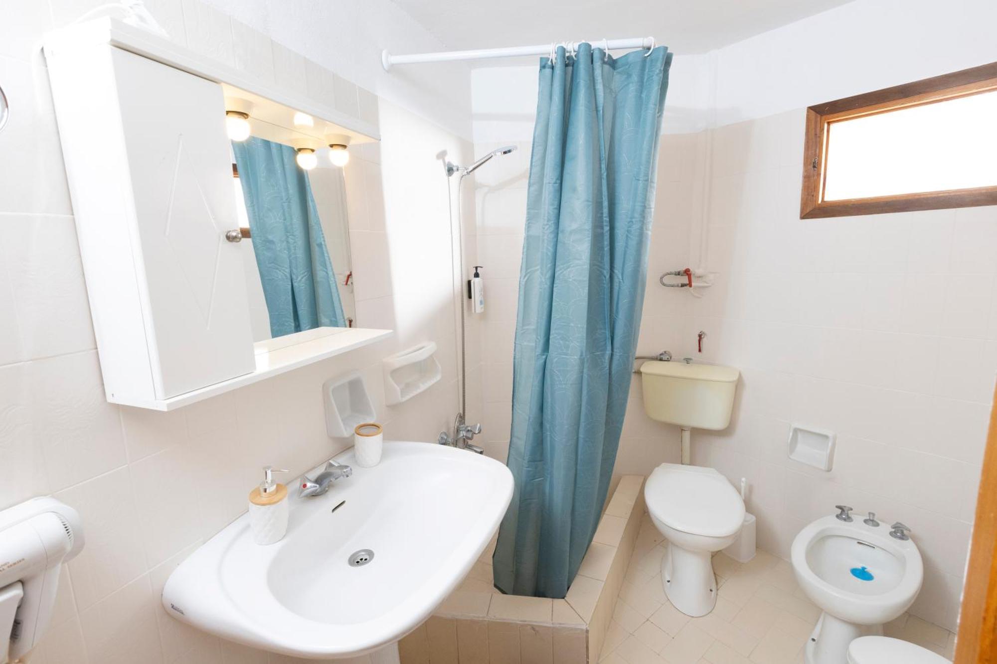 Oelia Rooms & Apartments Agia Marina  Экстерьер фото