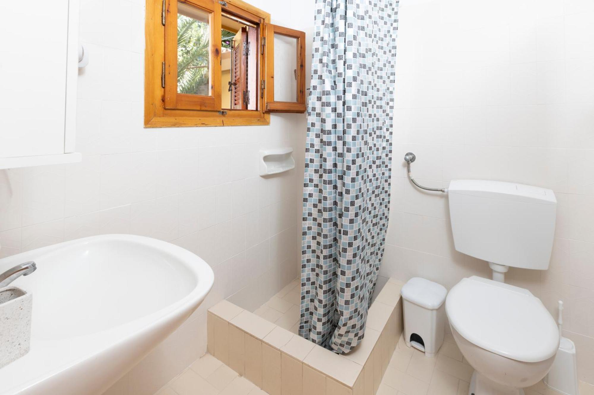 Oelia Rooms & Apartments Agia Marina  Экстерьер фото