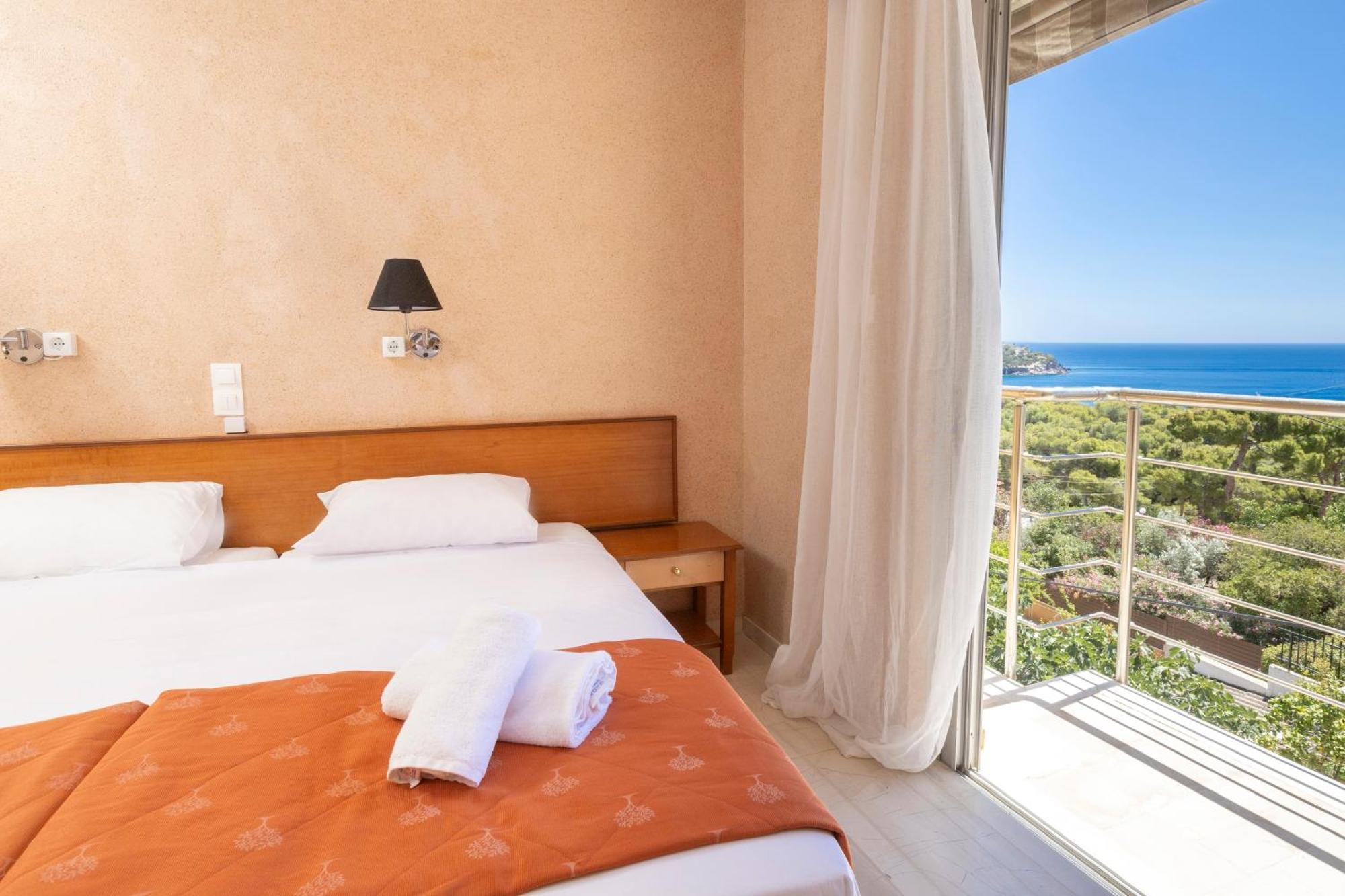 Oelia Rooms & Apartments Agia Marina  Экстерьер фото